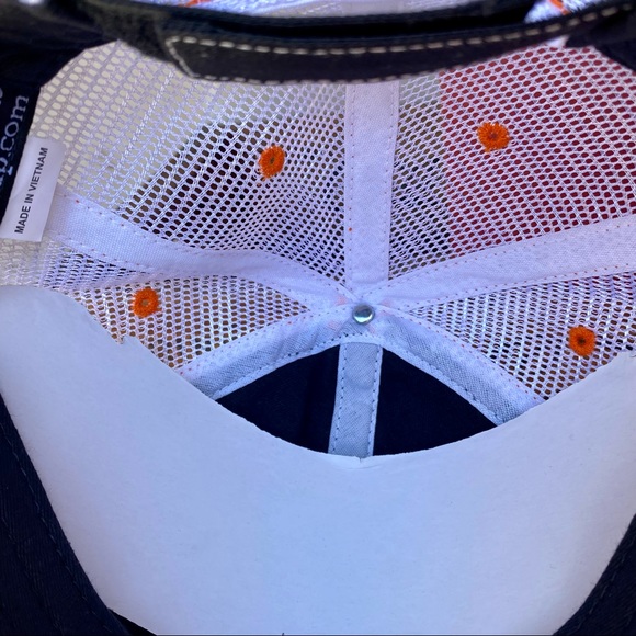 🆕🆕✨ TITO'S VODKA AUSTIN TX RETRO ADJ MESH TRUCKER HAT WITH PATCH O/S NWT - Picture 7 of 9